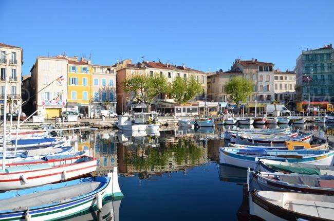 Blue Summer Vibes Appartment For 4P, Ac, Parking, Beachfront, Spa Access -5 La Ciotat Eksteriør billede